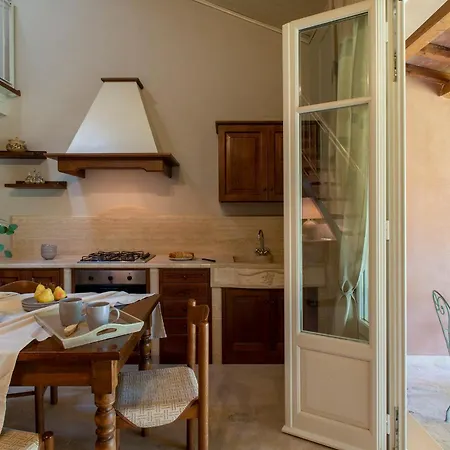 Tra Gli Ulivi, Chiappini Winery Alojamento de Turismo Rural Bolgheri